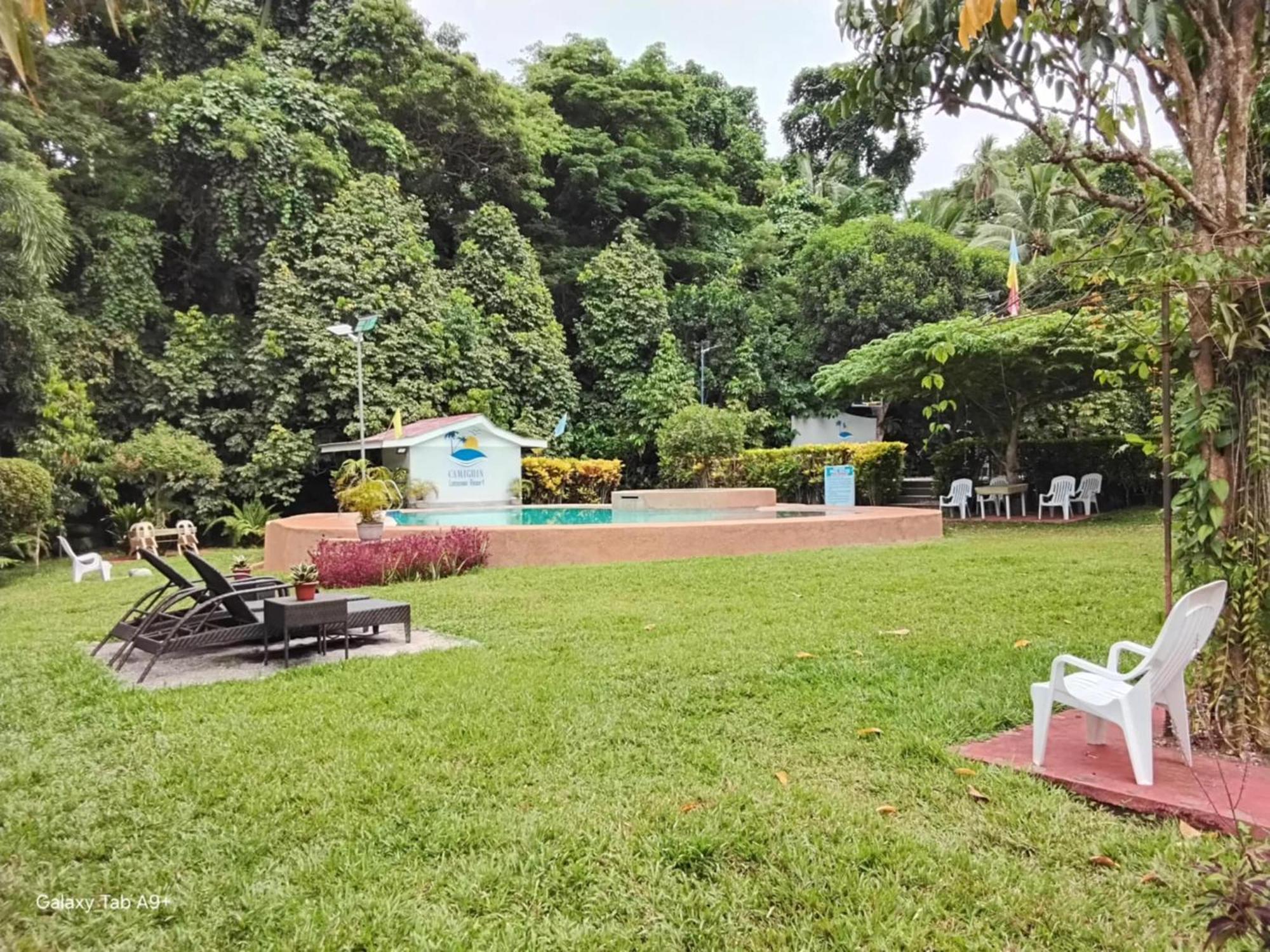 Camiguin Lanzones Aparthotel Mambajao